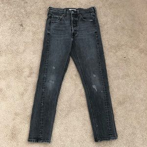 Levi high rise 501 skinny jeans. Great condition